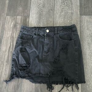 Forever 21 Black Denim mini skirt - Size Medium